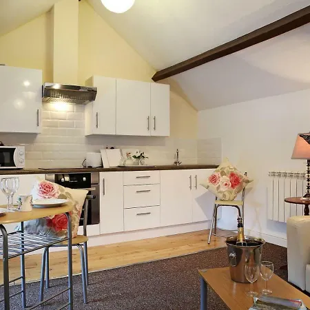 Blagdon View Farmhouse *